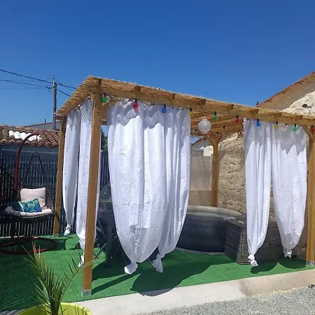 Petite Maison L'Echappee Belle * Romegoux
